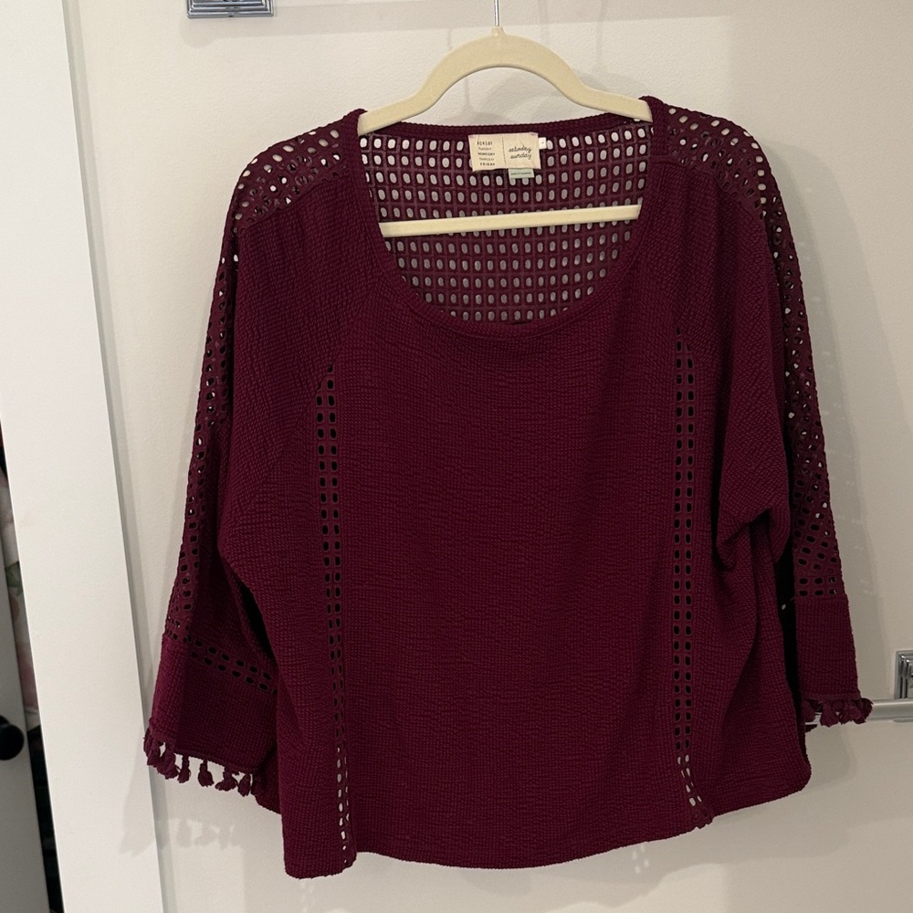 Women's Burgundy Crochet Sleeve Top